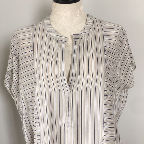 BCBG Silk Oversized Blouse Top - Picture 2 of 7